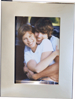 FRA07 Photo Frame Silver Plated Steel With Deep Recess 10 x 15cm 